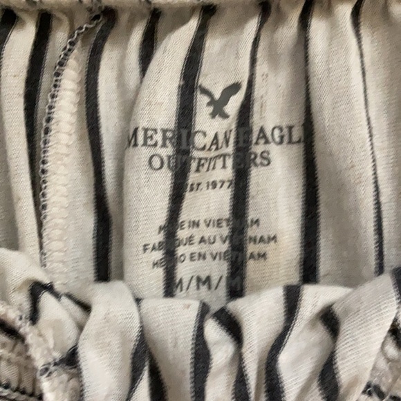 American Eagle off shoulder Too - Picture 2 of 3